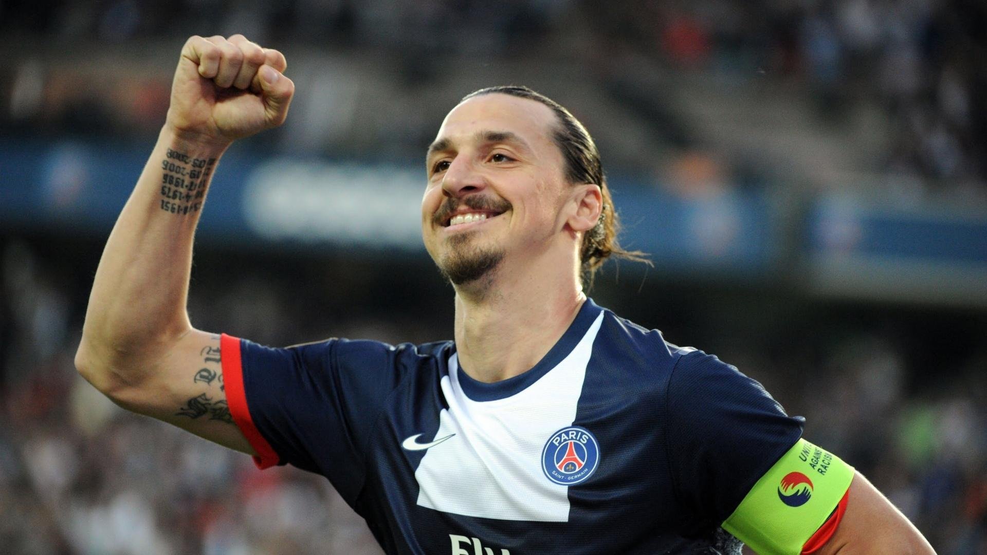 拜仁慕尼黑稳坐榜首,向三冠王迈进